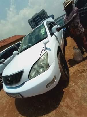 A picture of Toyota harrier