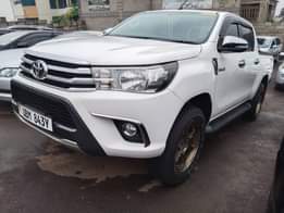 A picture of Hilux Revo Prerunner 2014 At 175m 0706044260 0774245262