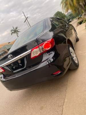 A picture of Toyota Corolla 012