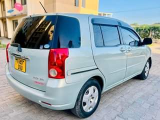 A picture of TOYOTA RAUM KALII MNOOO