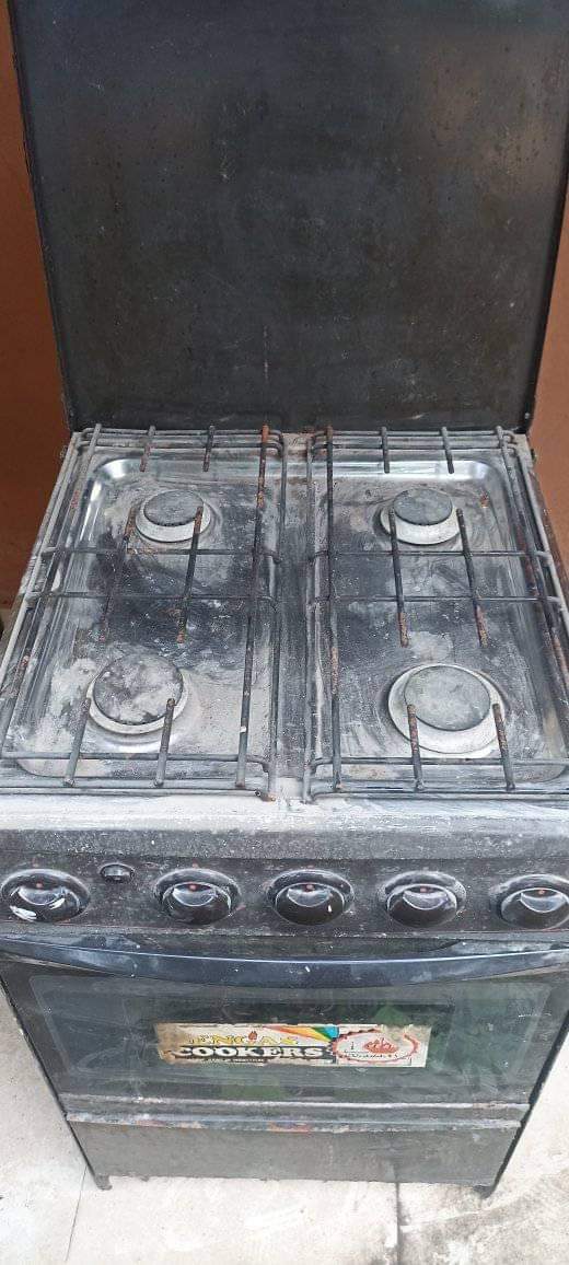 A picture of Gas cooker