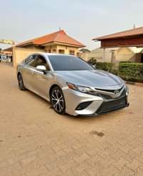 A picture of 2019 TOYOTA CAMRY