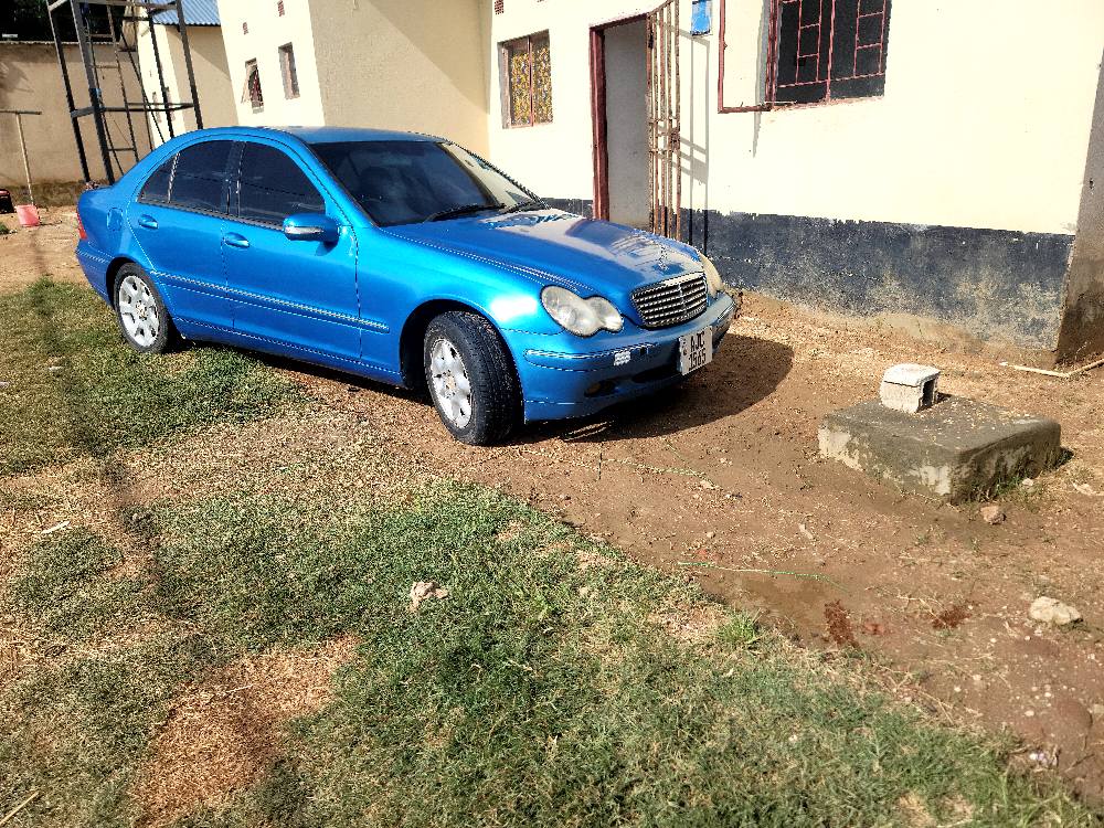 mercedes benz c200