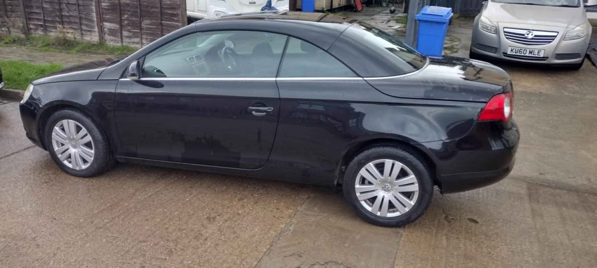 volkswagen eos
