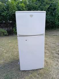 A picture of Samsung fridge double door bei 240000 top