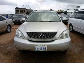 A picture of Highest grade Lexus RX 330 Everything is intact and untouched