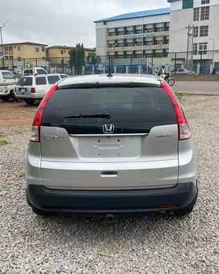 A picture of 2014 HONDA CRV