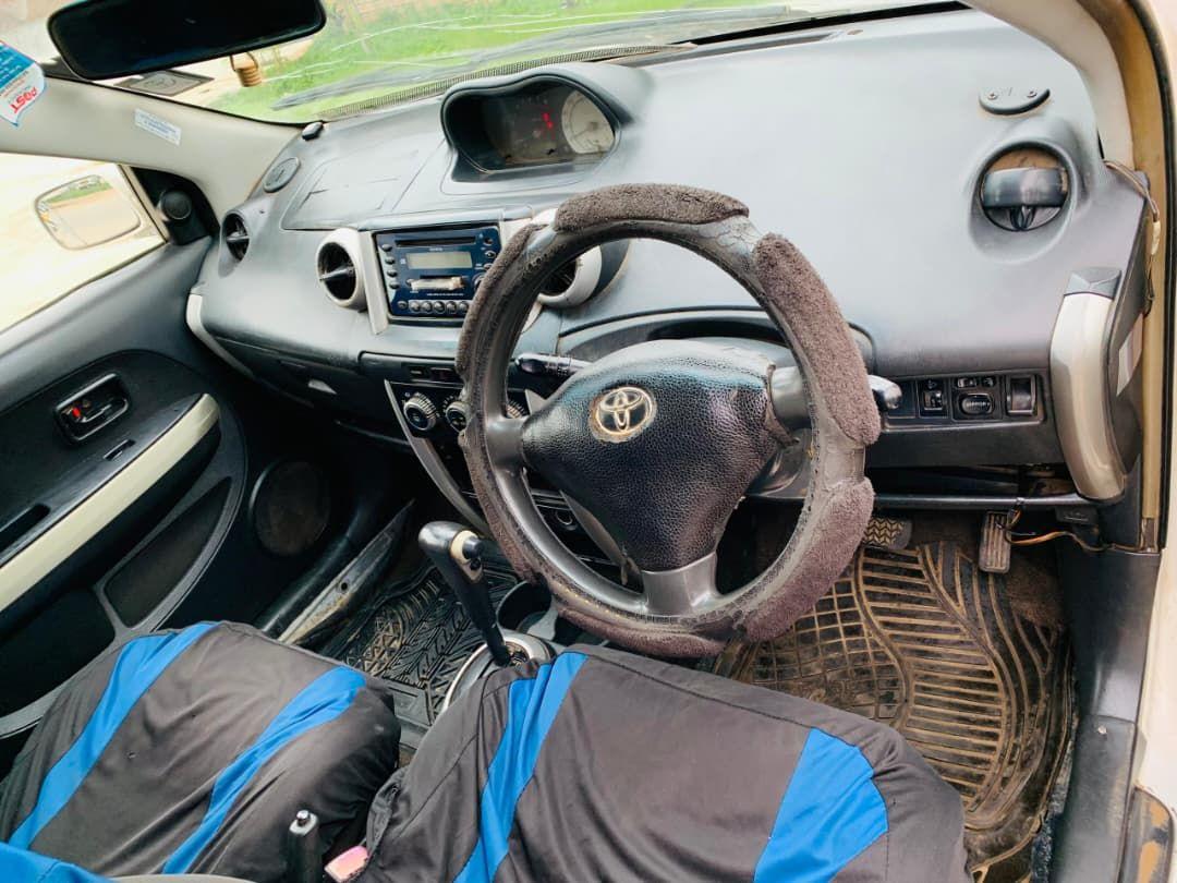 used toyota ist