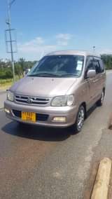 A picture of Toyota Noah