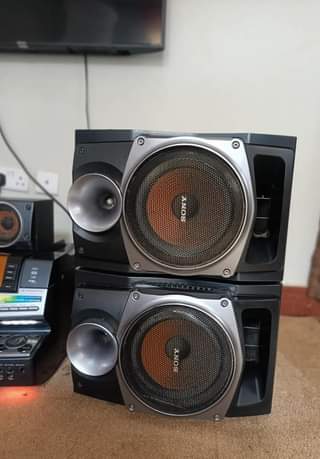 A picture of Sony ZUX10D