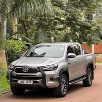 A picture of QUICK SALE TOYOTA HILUX