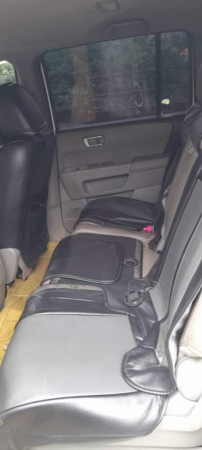 A picture of Clean 2012 Honda pilot just a months registration clean first
