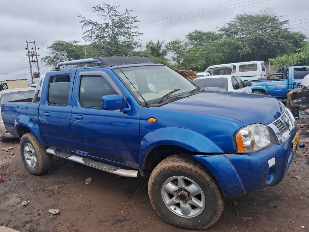 used nissan hardbody