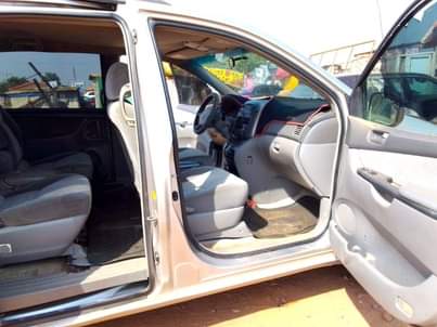 A picture of 2008 Toyota Sienna Le