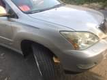 A picture of Lexus RX 330