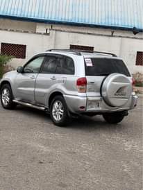 A picture of Toyota RAV4 2001
