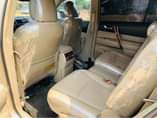A picture of Toyota Highlander 2012