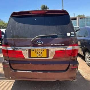 toyota alphard