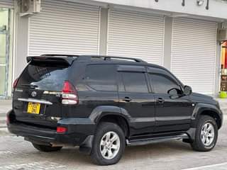 A picture of 2007 TOYOTA LANDCRUISER PRADO