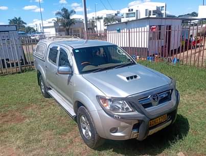 used toyota hilux