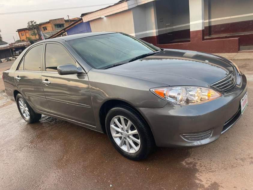 A picture of 2005 TOYOTA CAMRY LE UNTOUCHED ENGINE GOOD GEAR SELECTION AC