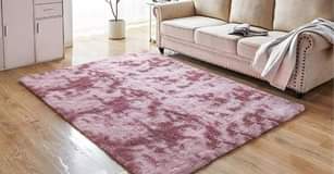 A picture of Fluffy carpet