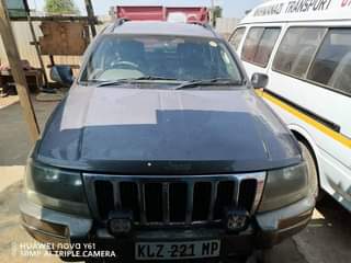 jeep laredo