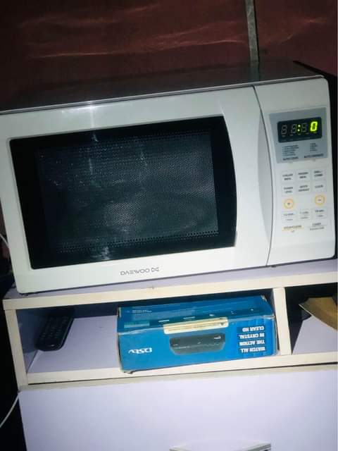 A picture of Microwave oven