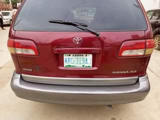 A picture of Toyota Sienna XLE