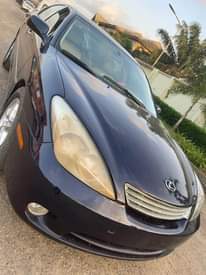 A picture of 2002 Lexus ES 330 Toks standard Very sharp engine and