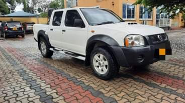 A picture of NISSAN HARDBODY DJG