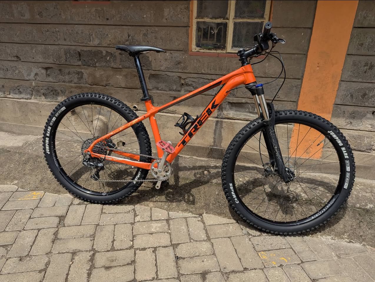 trek