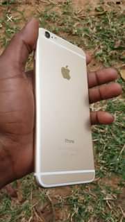 A picture of iphone 6plus Gb 64 Bh 100 finger ipo Kipengele hakuna