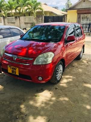 A picture of Toyota raum