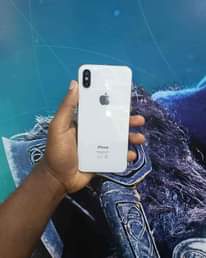 A picture of Iphone X
