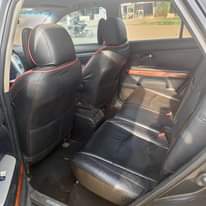 A picture of LEXUS RX350
