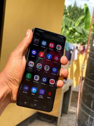 A picture of Samsung galaxy s21 ultra 5G