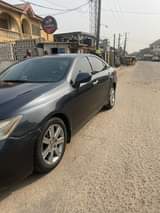 A picture of Lexus Es350