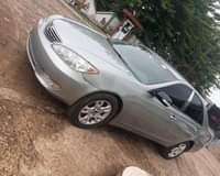 A picture of Toyota camry 06
