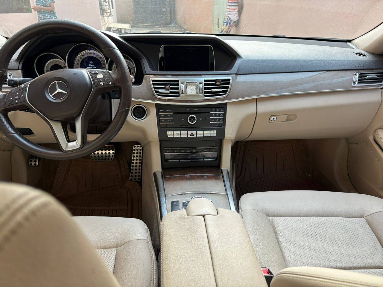 A picture of E 350