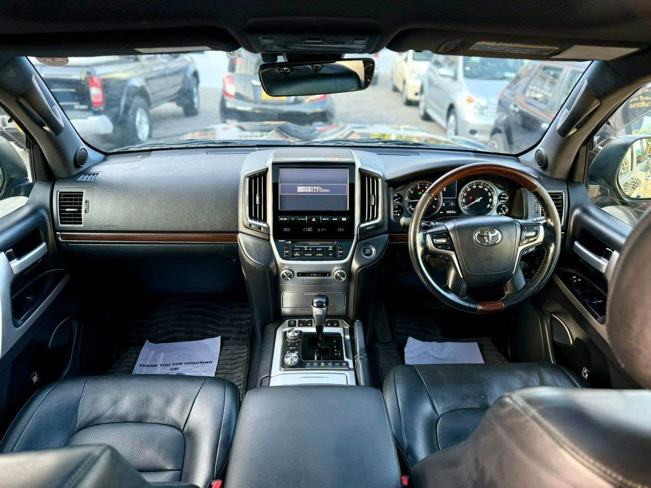 A picture of 2017 TOYOTA LAND CRUISER ZX Asking For 175 000 000
