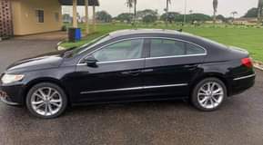 A picture of Tokunbo 2010 Passat on distress sale