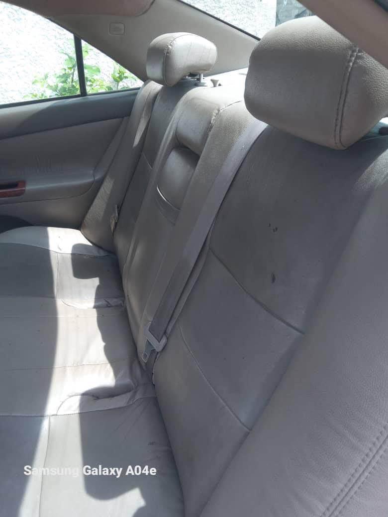 A picture of 2005 Camry minimum wage 3.2M
