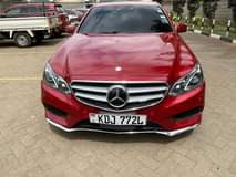 A picture of MERCEDECS BENZ E250