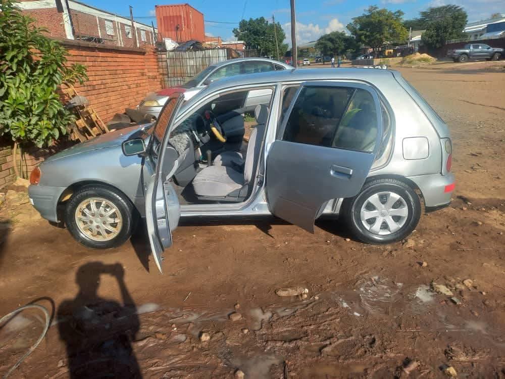 cars under 2000