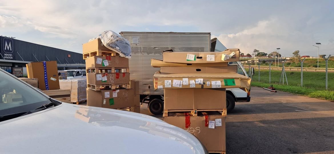 A picture of CARGO HANDOLING