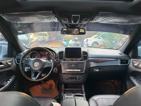 A picture of DISTRESS DISTRESS DISTRESS 2016 MERCEDES BENZ GLE350 SLIGHTLY USED WITH