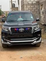 A picture of Prado 2020 model in pristine condition buy and drive Going