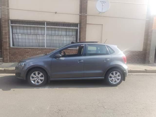 Car F.