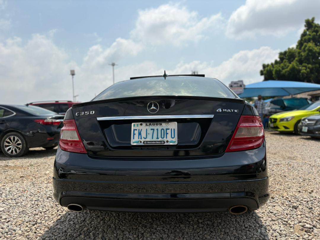 A picture of 2010 C350
